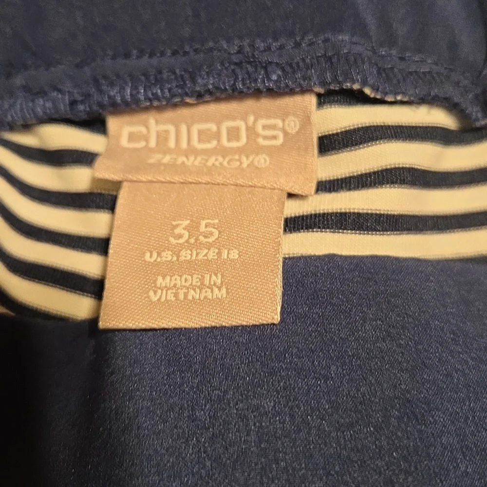 Chico's ZENERGY Blue and white  Jacket, Hooded  Matching Skort - Picture 7 of 8